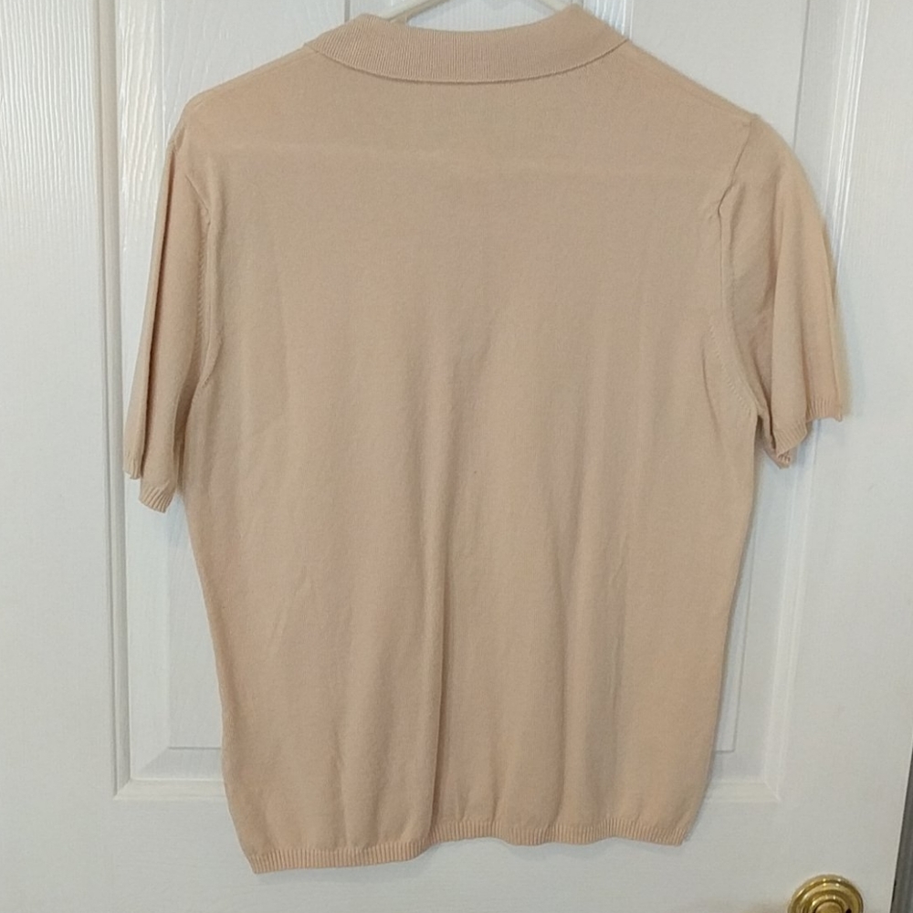 Ladies top - Picture 2 of 5